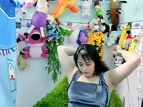 emgaixinhngoan online show from 11/26/25, 03:34