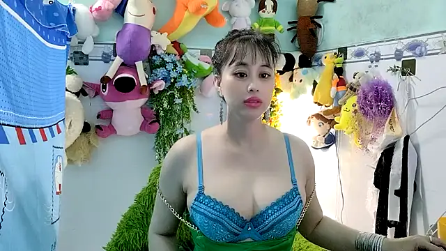 emgaixinhngoan online show from 11/07/25, 12:53