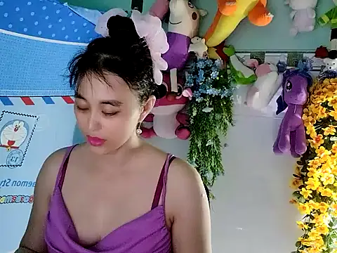 emgaixinhngoan online show from 11/01/25, 04:08