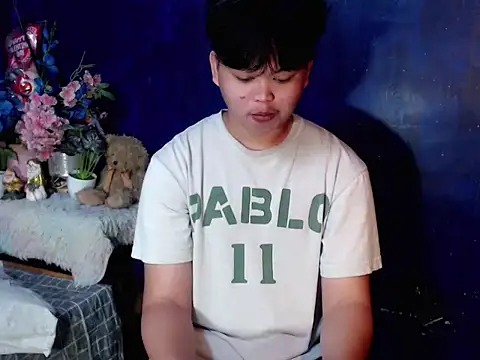 Reynelcock online show from 02/10/26, 05:45