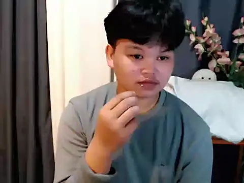 Reynelcock online show from 04/03/26, 09:38