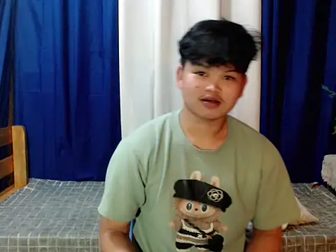 Reynelcock online show from 02/06/26, 04:47