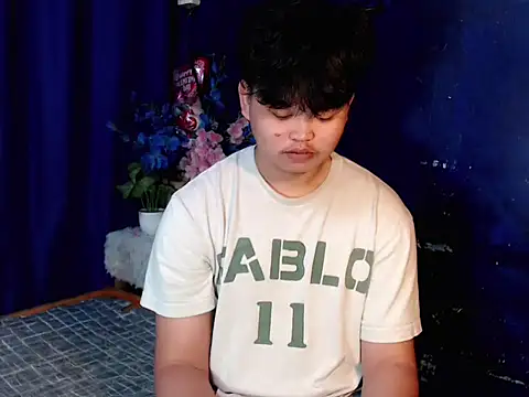 Reynelcock online show from 02/09/26, 03:43