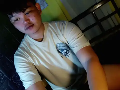 Reynelcock online show from 11/28/25, 06:57