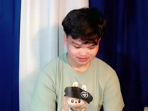 Reynelcock online show from 11/16/25, 11:04