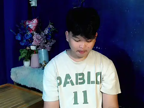 Reynelcock online show from 11/30/25, 11:55