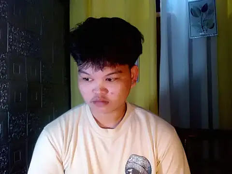 Reynelcock online show from 11/05/25, 01:42