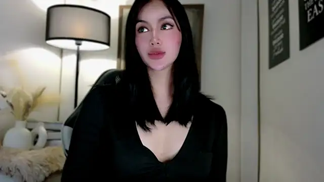 anna lala7 online show from 10/31/25, 01:57