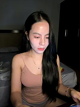 -katinat- online show from 12/17/25, 02:11