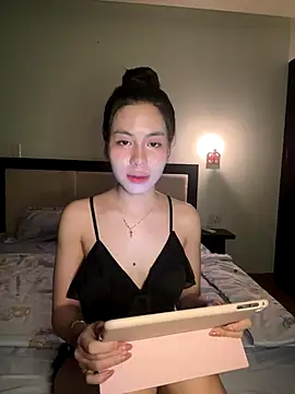 Snapshot of -katinat- chatting on 09/26/25, 03:52 -katinat- online show from 09/26/25, 03:52