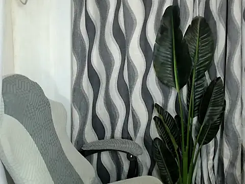 sweetiie caren online show from 05/17/26, 10:59