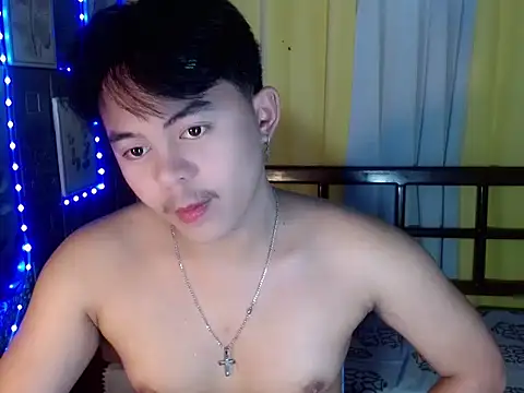 Snapshot of urguy_toshi chatting on 06/29/26, 07:24 urguy toshi online show from 06/29/26, 07:24