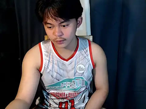 urguy toshi online show from 11/06/25, 04:16