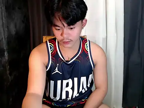Snapshot of urguy_toshi chatting on 09/22/25, 05:46 urguy toshi online show from 09/22/25, 05:46