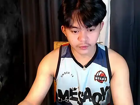 Snapshot of urguy_toshi chatting on 09/21/25, 03:22 urguy toshi online show from 09/21/25, 03:22