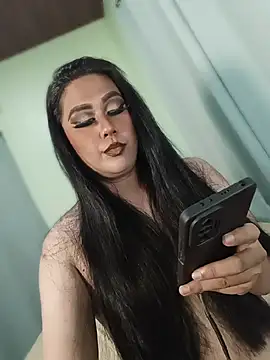 Snapshot of mistress_loy chatting on 06/19/26, 05:46 mistress loy online show from 06/19/26, 05:46