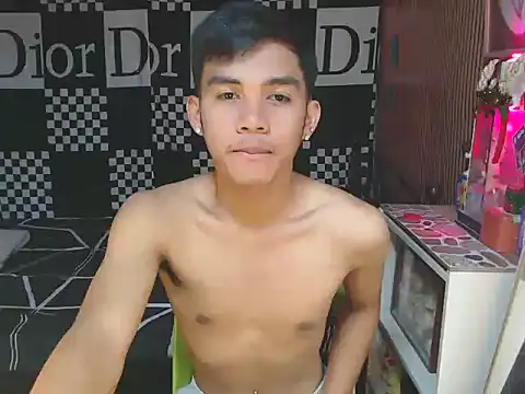 urhot chany online show from 12/20/25, 12:35