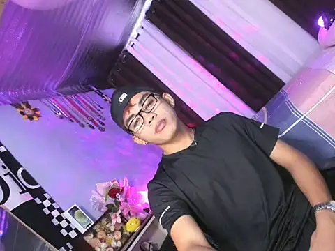 urhot chany online show from 06/27/26, 06:25
