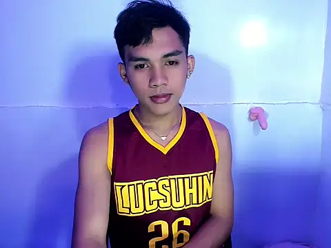 urhot chany online show from 05/08/26, 07:23