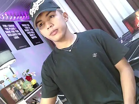urhot chany online show from 07/21/26, 04:36