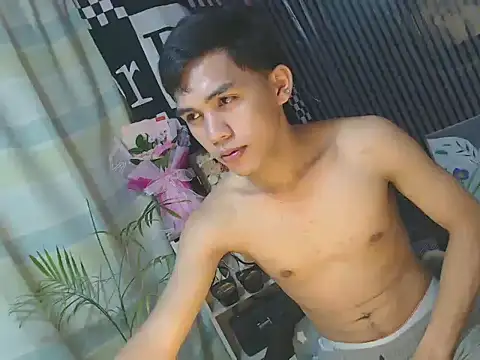 urhot chany online show from 04/19/26, 04:08