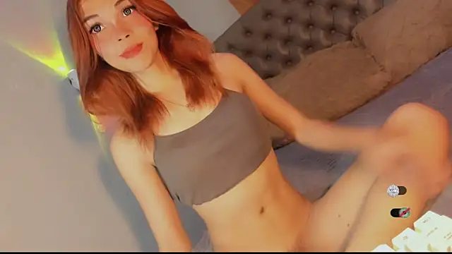 Snapshot of bella_enchantra chatting on 07/15/26, 04:08 bella enchantra online show from 07/15/26, 04:08