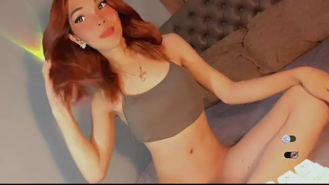 Snapshot of bella_enchantra chatting on 07/05/26, 07:32 bella enchantra online show from 07/05/26, 07:32