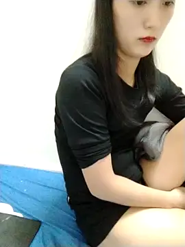 Kembong01 online show from 10/28/25, 08:13