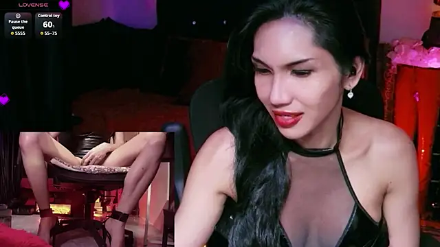 Snapshot of JadeScarlet_LoveLace chatting on 06/27/26, 09:54 JadeScarlet LoveLace online show from 06/27/26, 09:54