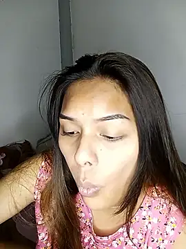 Wena Larson88 online show from 11/03/25, 06:11