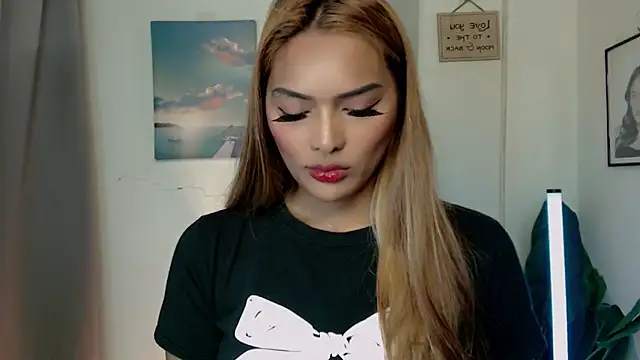 Wena Larson88 online show from 09/18/25, 09:12