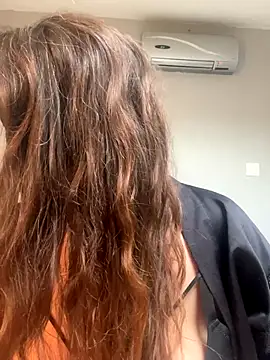 Snapshot of LaJoie999 chatting on 11/13/25, 09:13 LaJoie999 online show from 11/13/25, 09:13