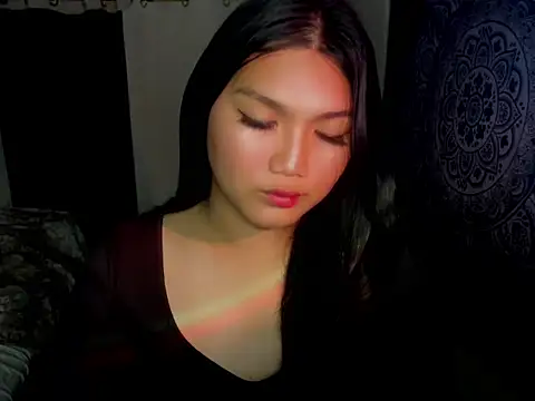 Lou heart online show from 12/20/25, 06:44