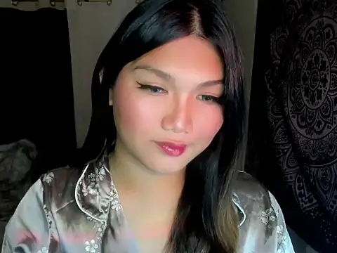 Lou heart online show from 11/25/25, 07:47