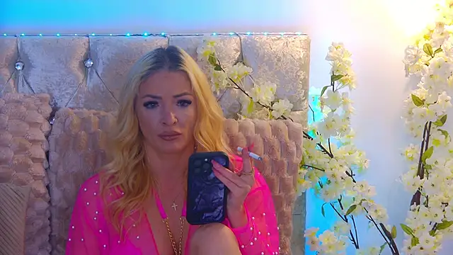 Izabellle02 online show from 05/09/26, 03:10