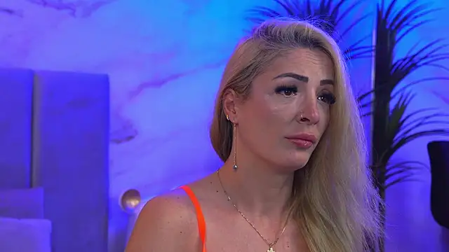 Izabellle02 online show from 04/09/26, 04:03