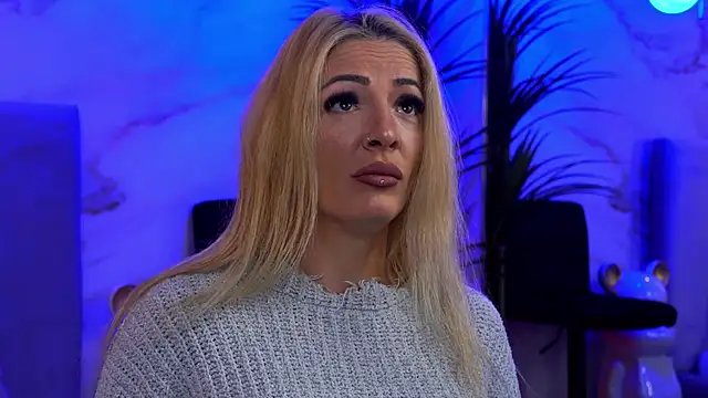 Izabellle02 online show from 04/03/26, 03:46