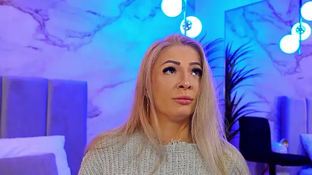 Izabellle02 online show from 03/05/26, 05:04