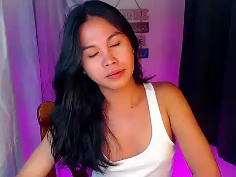 Snapshot of Sassy_Bianca chatting on 12/19/25, 10:06 Sassy Bianca online show from 12/19/25, 10:06