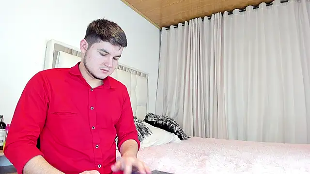 CameronyMartinn online show from 04/19/26, 01:17