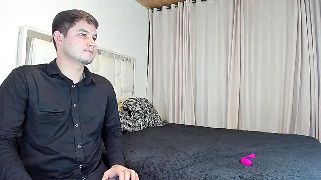 CameronyMartinn online show from 05/28/26, 01:13