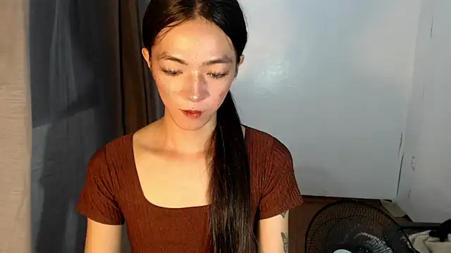 Snapshot of slimladyxoxo chatting on 09/17/25, 10:17 slimladyxoxo online show from 09/17/25, 10:17