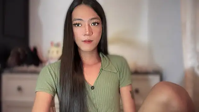 slimladyxoxo online show from 12/22/25, 07:14