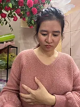 Snapshot of Bollozzy_89 chatting on 11/11/25, 04:40 Bollozzy 89 online show from 11/11/25, 04:40