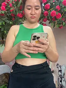 Snapshot of Bollozzy_89 chatting on 10/05/25, 05:09 Bollozzy 89 online show from 10/05/25, 05:09