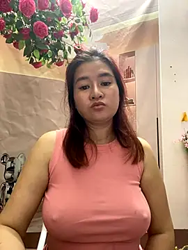 Snapshot of Bollozzy_89 chatting on 11/16/25, 04:23 Bollozzy 89 online show from 11/16/25, 04:23