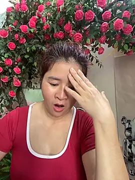 Snapshot of Bollozzy_89 chatting on 10/09/25, 04:35 Bollozzy 89 online show from 10/09/25, 04:35