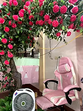 Snapshot of Bollozzy_89 chatting on 10/01/25, 05:45 Bollozzy 89 online show from 10/01/25, 05:45