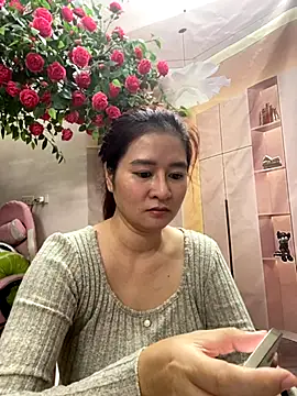 Snapshot of Bollozzy_89 chatting on 10/30/25, 12:20 Bollozzy 89 online show from 10/30/25, 12:20