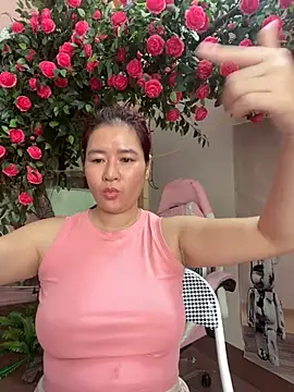 Snapshot of Bollozzy_89 chatting on 10/04/25, 04:58 Bollozzy 89 online show from 10/04/25, 04:58